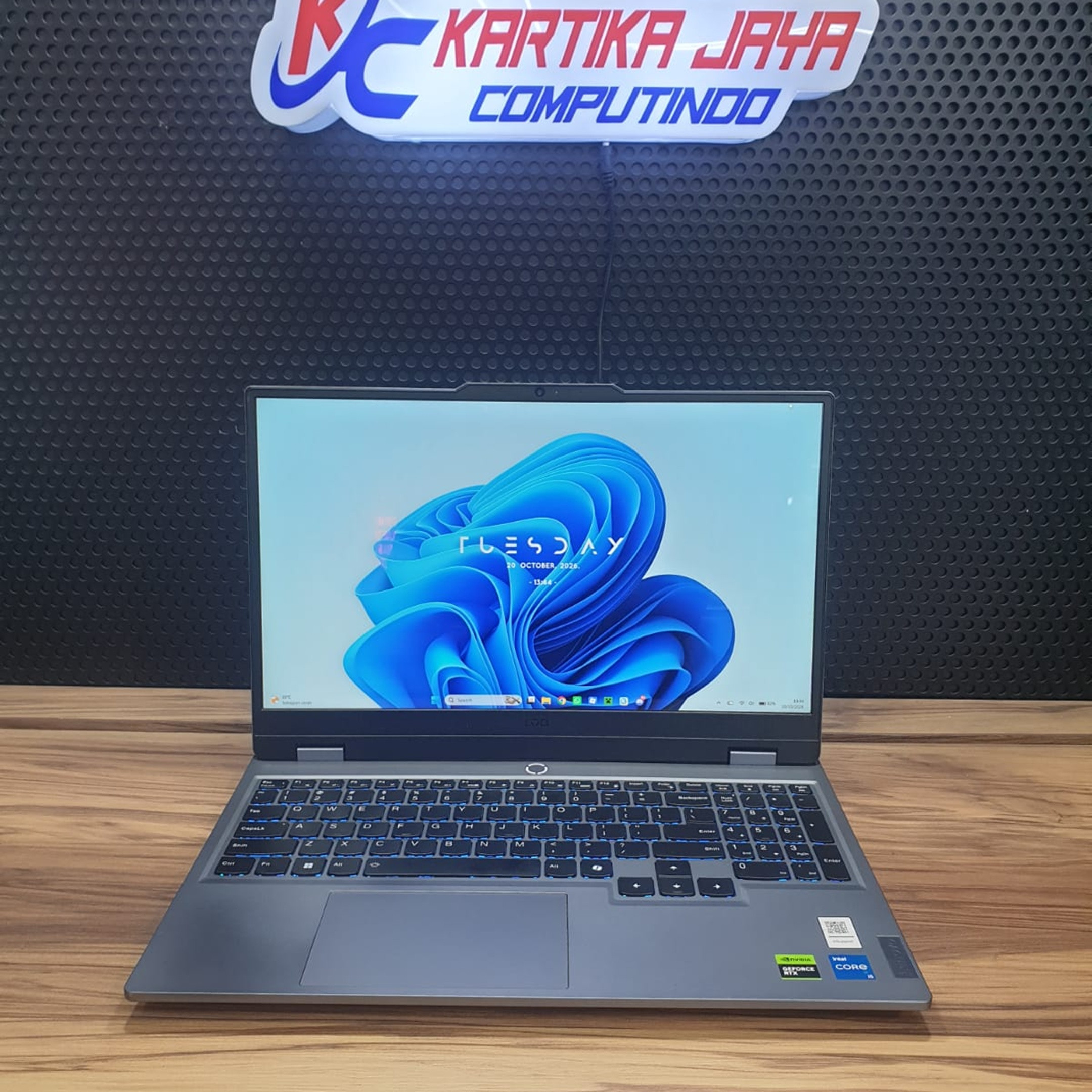 LENOVO LOQ 15IRX9 CORE I5 RTX3050 RAM 12 SSD 2ND BERGARANSI