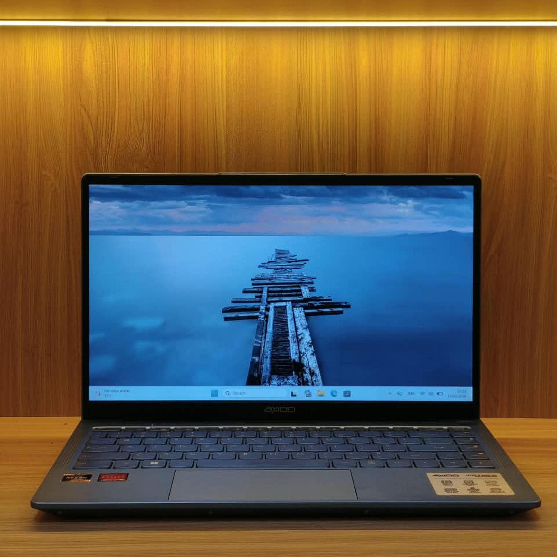 AXIOO MYBOOK HYPE 5 X3 AMD RYZEN 5  RAM 8 SSD 2ND BLUE 