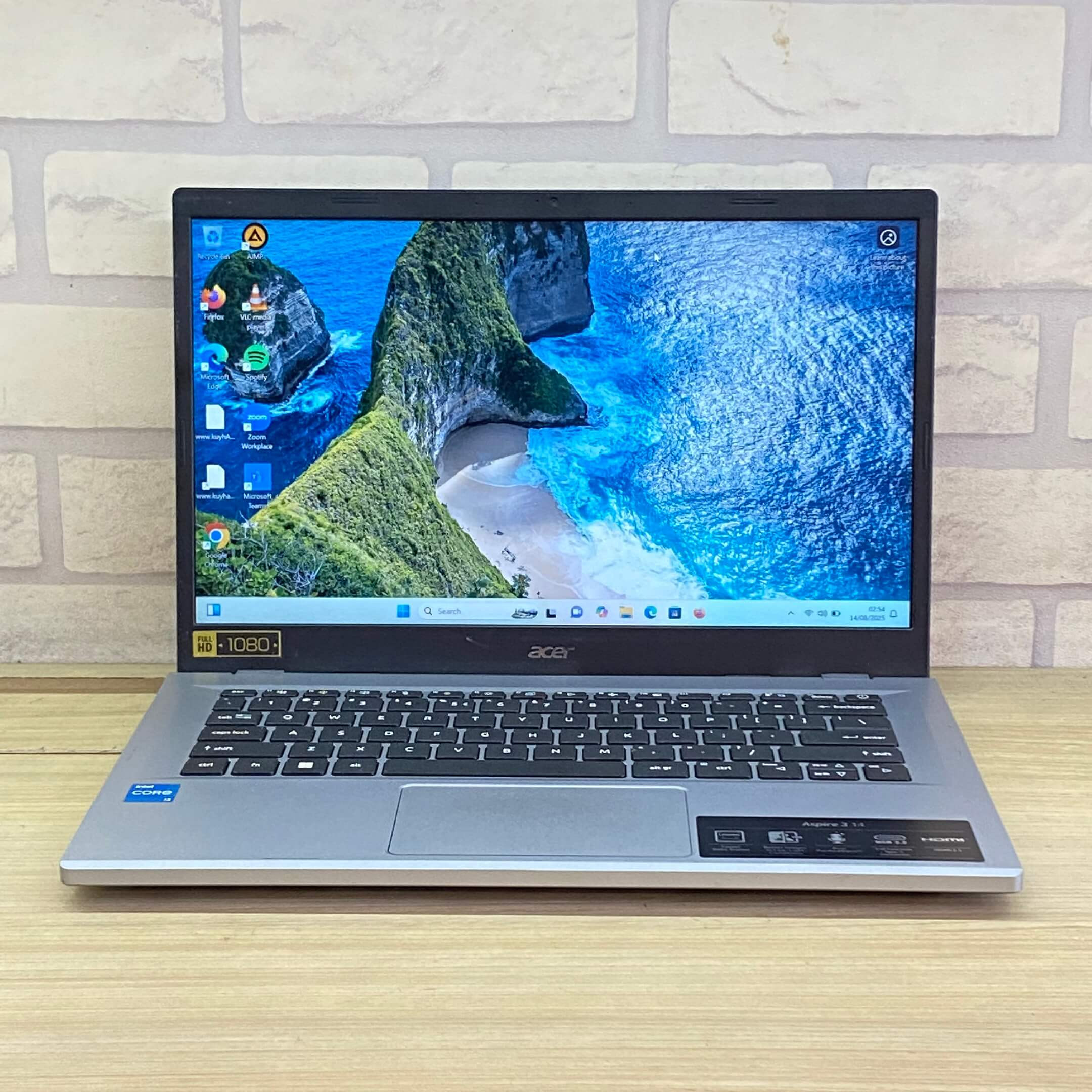 ACER A314 INTEL CORE I3 RAM 8 SSD 2ND SILVER 