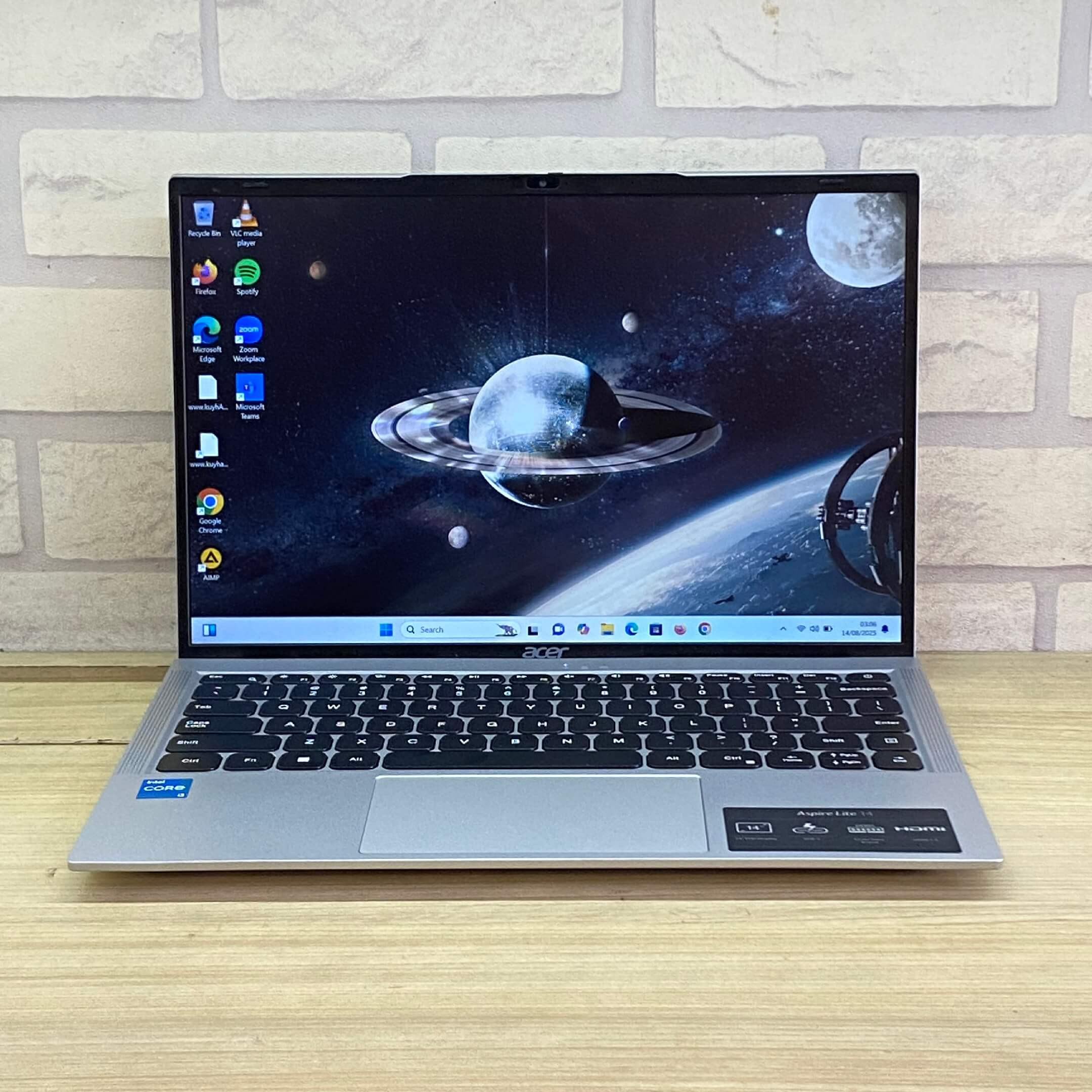 ACER  AL14-51M CORE I3 RAM 8 SSD 2ND SILVER