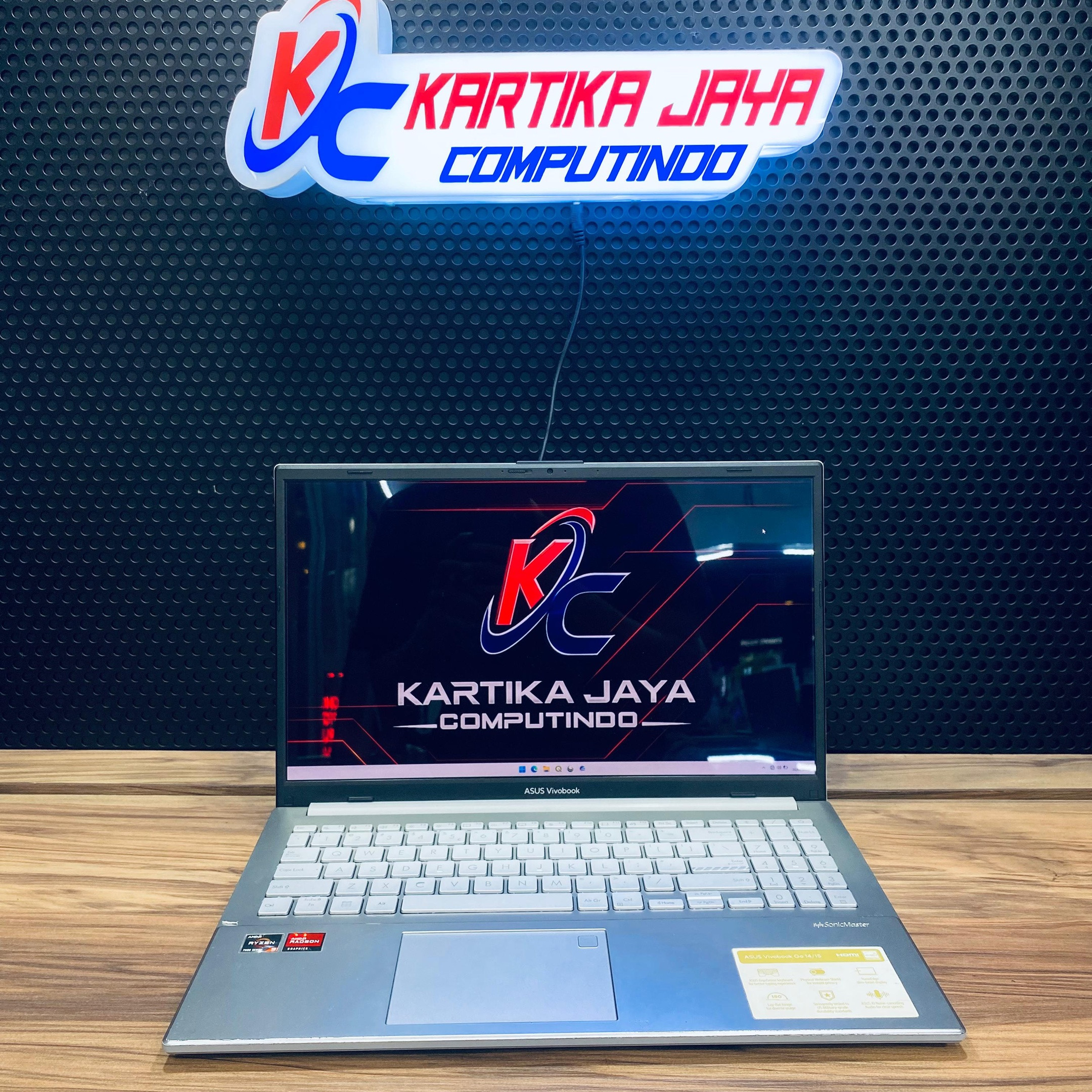 ASUS VIVOBOOK E1504FA RYZEN 3 RAM 8 SSD 