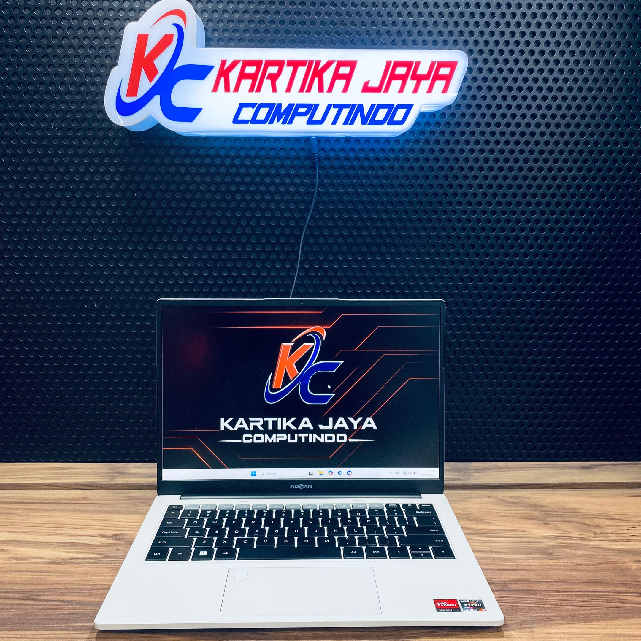 ADVAN WORKPLUS 1701 AMD RYZEN 5 RAM 16 SSD 2ND MURAH 