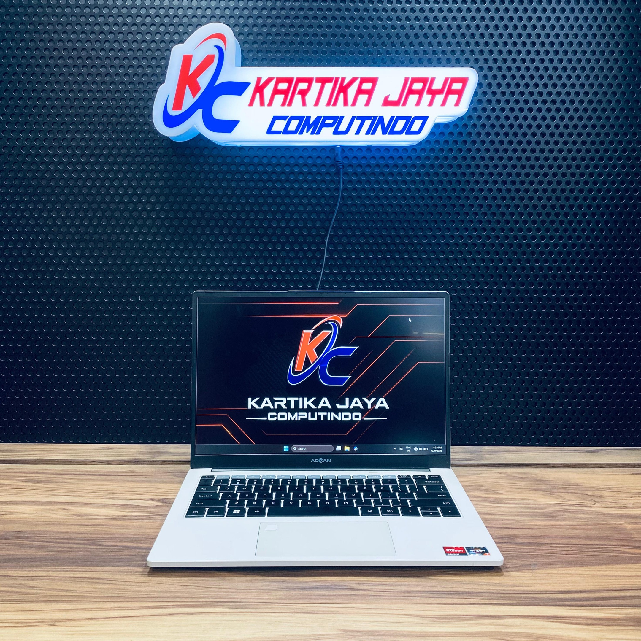 ADVAN WORKPLUS 1705 AMD RYZEN 7 RAM 16 SSD 